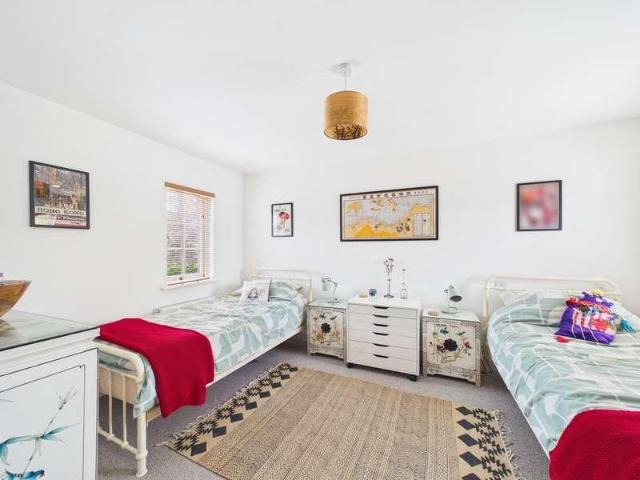 Flat for sale in King's Walden, Hertfordshire