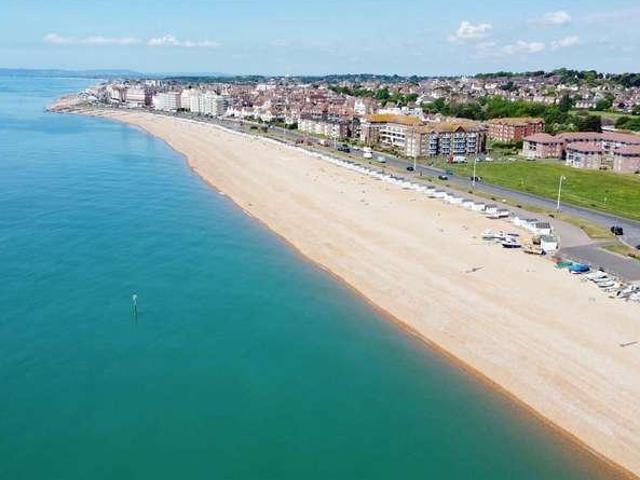 Flat for sale in Central, Heathlands