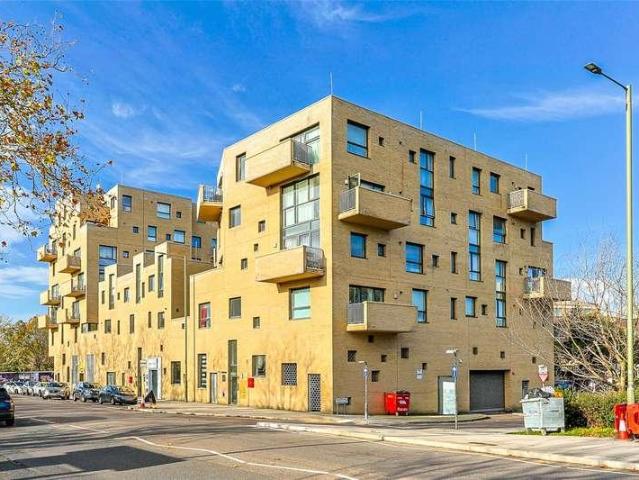 Flat for sale in Grahame Park, Greater London