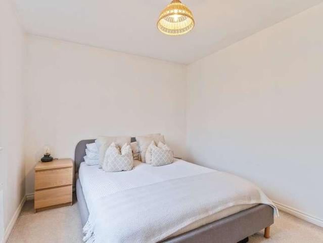 Flat for sale in Wales