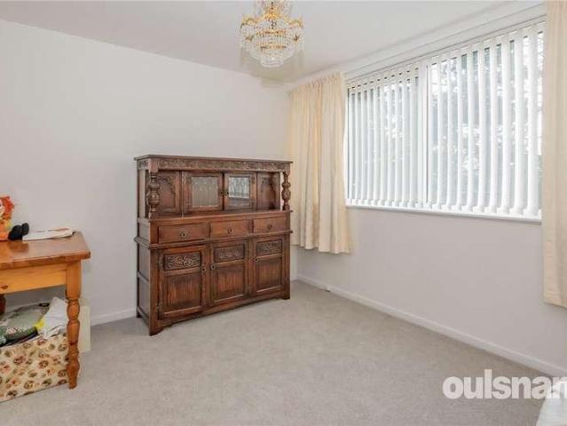 Flat for sale in Cotteridge, West Midlands