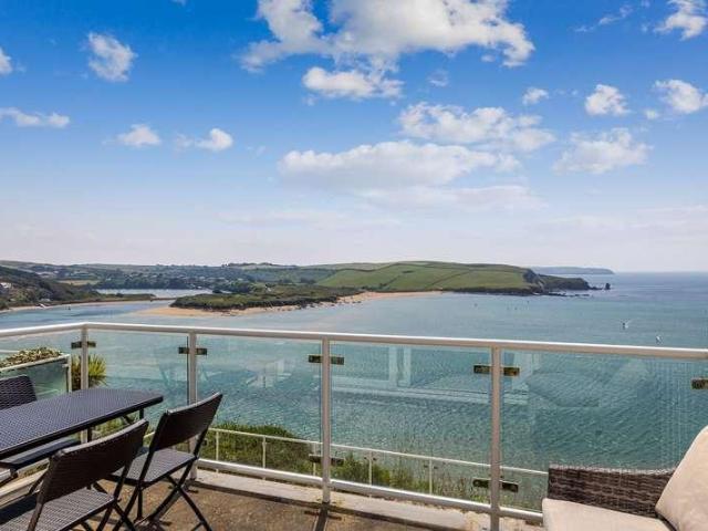 Flat for sale in Strode, Devon