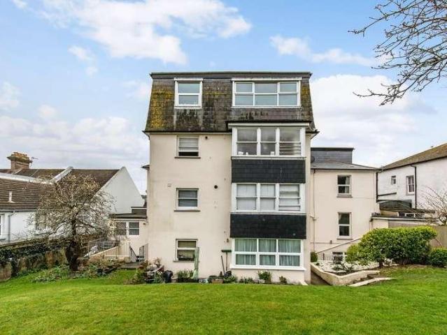 Flat for sale in Round Hill, Brighton & Hove