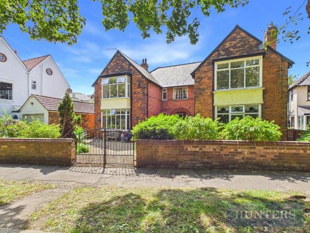 Flat for sale in Falsgrave, Kepwick