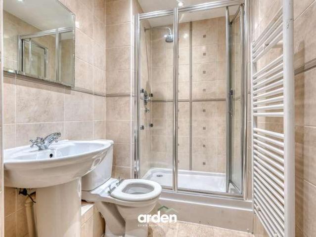 Flat for sale in Elmdon, West Midlands