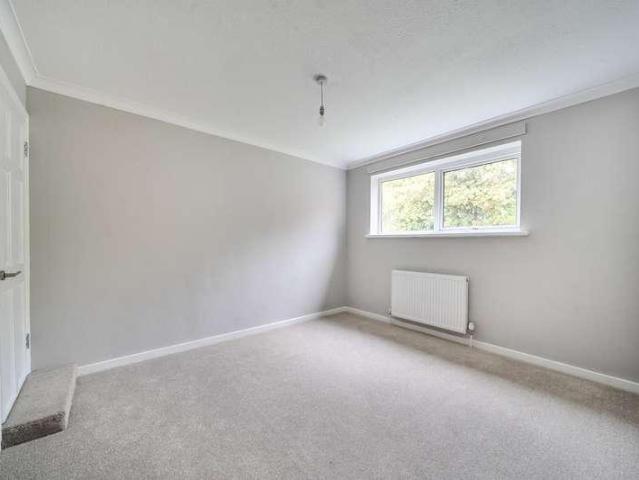 Flat for sale in Amersham