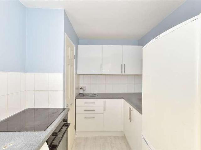 Flat for sale in Glynde, West Sussex