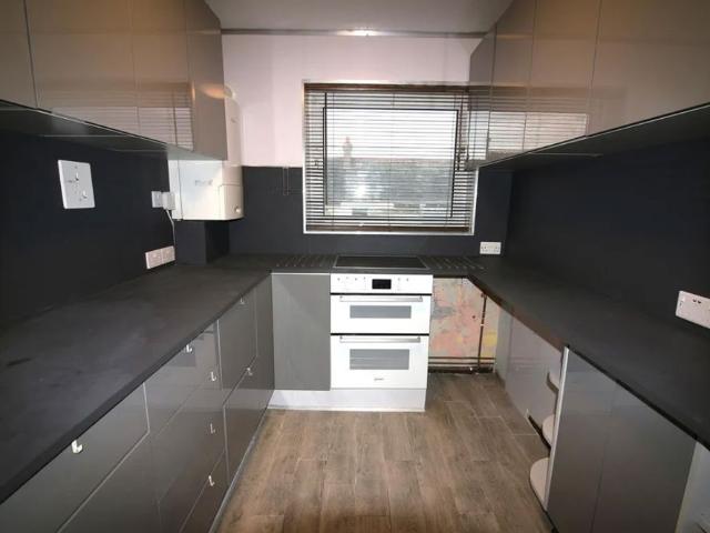 Flat for sale in Pennycomequick, Plymouth