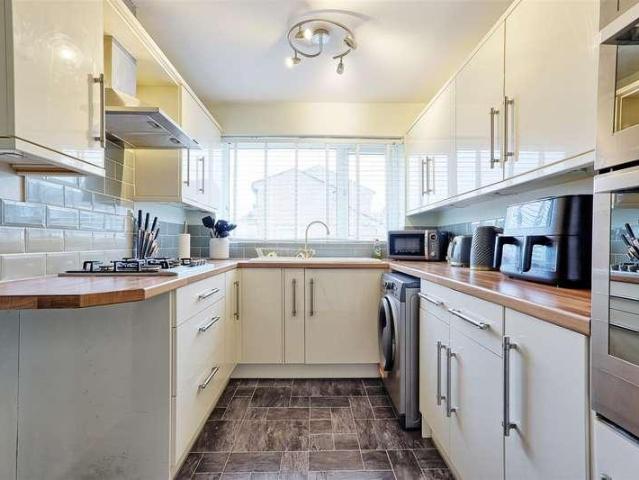 Flat for sale in Coggeshall, Chipping Hill
