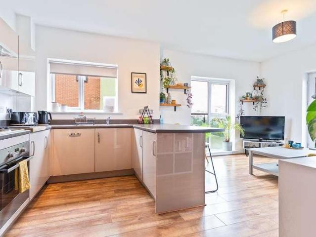 Flat for sale in Wales
