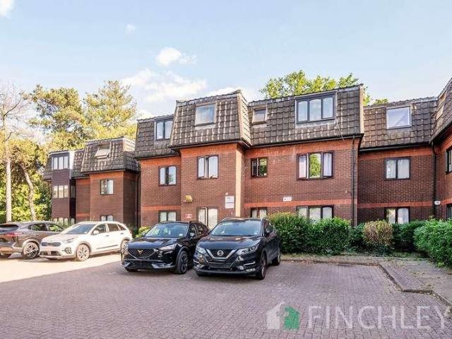 Flat for sale in Greater London
