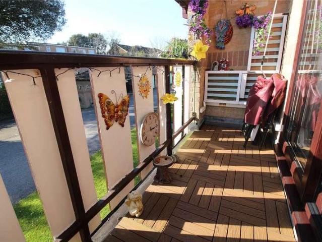 Flat for sale in Old Milton, Ashurst Bridge