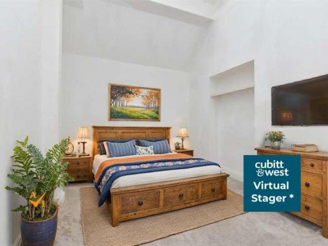 Flat for sale in Beddington, Greater London