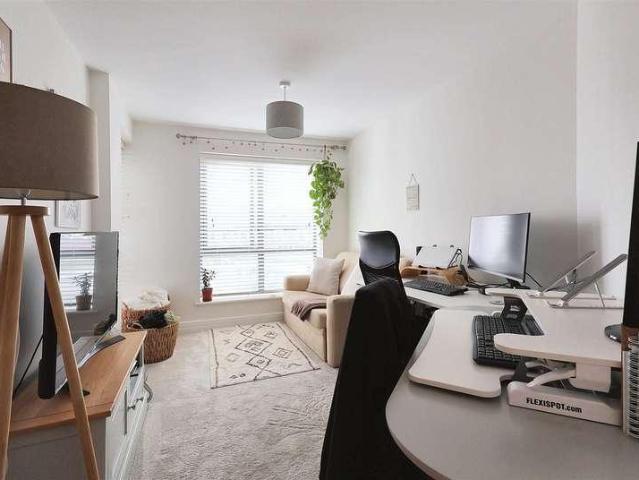 Flat for sale in Haddon, East Midlands