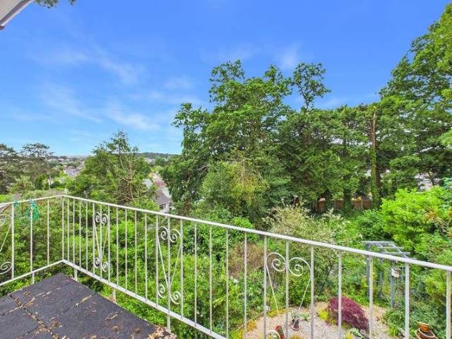 Flat for sale in Broadstone, Poole