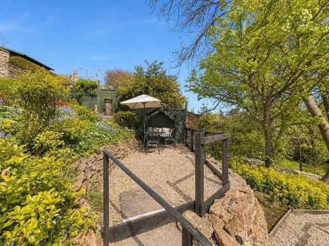 Flat for sale in Tetbury, Cotswold