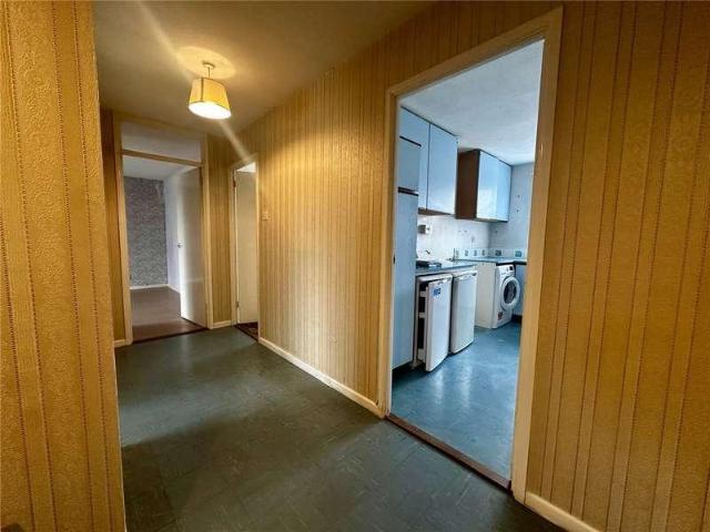 Flat for sale in Hedge End, Helford