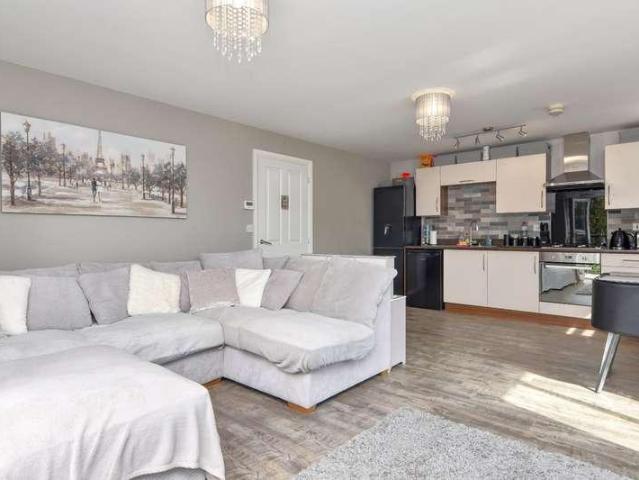 Flat for sale in Shoeburyness, Southend-on-Sea