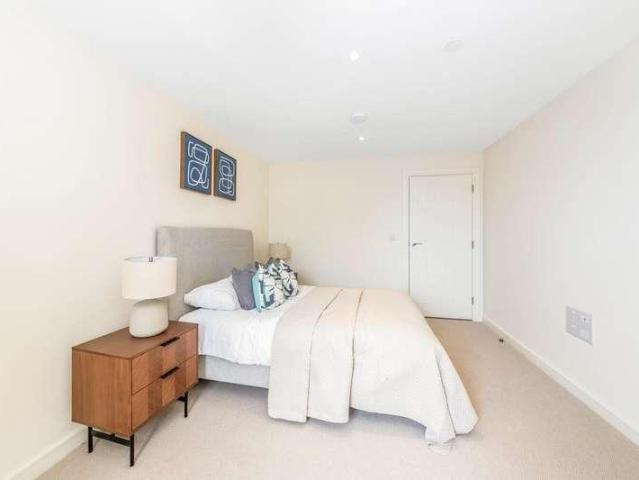 Flat for sale in Beckenham, Beckenham
