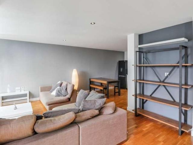 Flat for sale in City Centre, Georgia