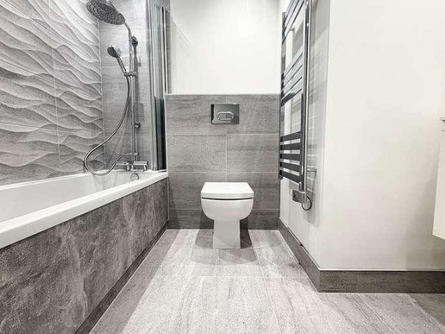 Flat for sale in Poole