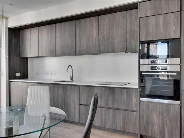 Flat for sale in Greenwich Peninsula, Isle Of Man