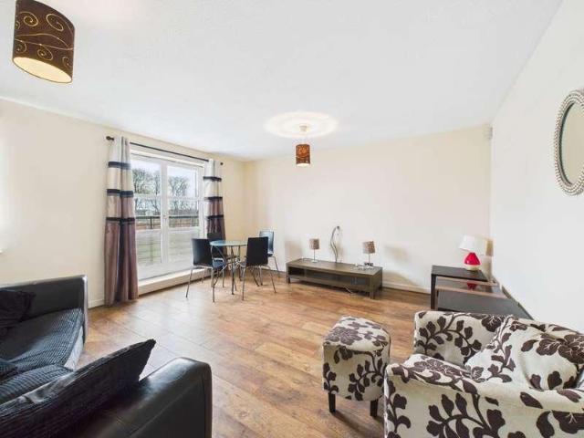 Flat for sale in Blawarthill, Yoker