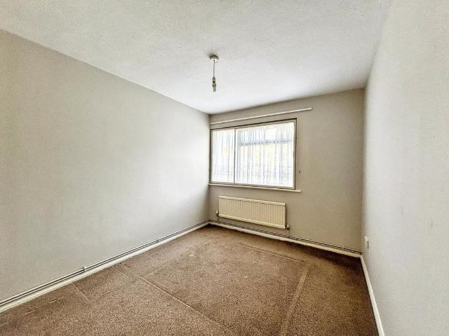 Flat for sale in Pebsham, Heathlands
