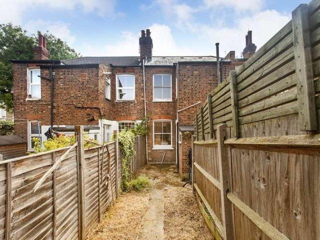 Flat for sale in Greater London