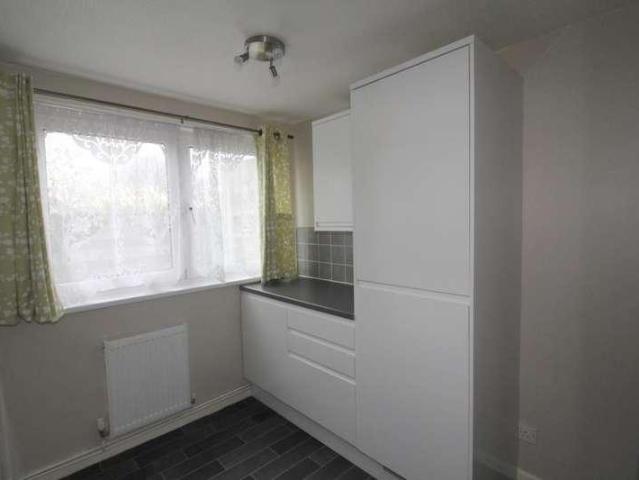 Flat for sale in Chatham