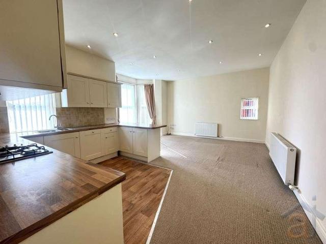 Flat for sale in Meols Cop, Southport
