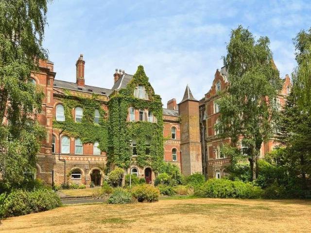 Flat for sale in Mapperley, City of Nottingham