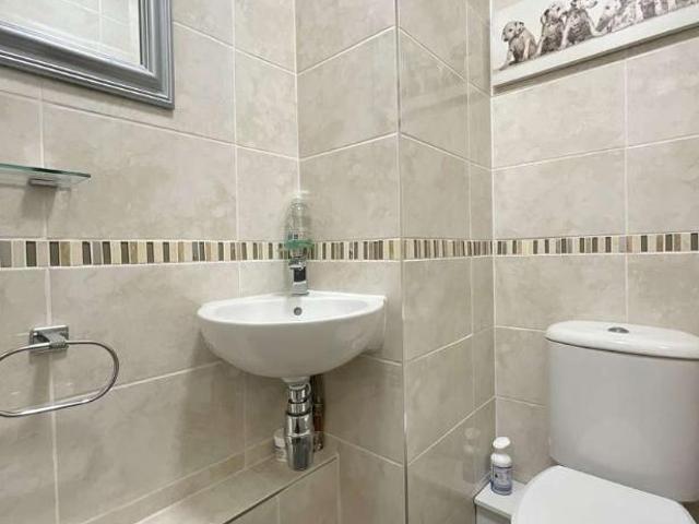 Flat for sale in Southport, Sefton