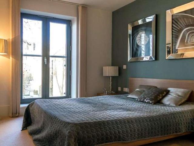 Flat for sale in Holborn, Greater London