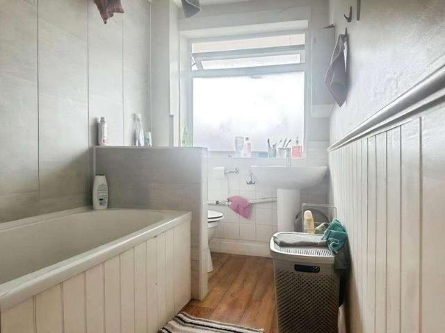 Flat for sale in Maidenhead