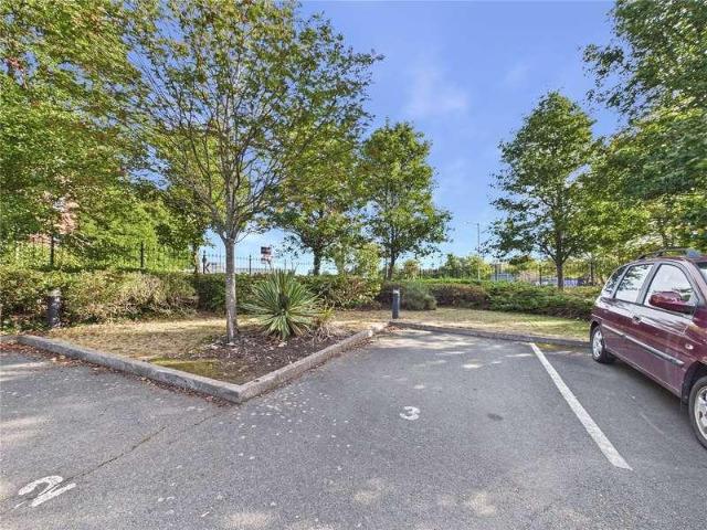 Flat for sale in Westlands, Crookhill