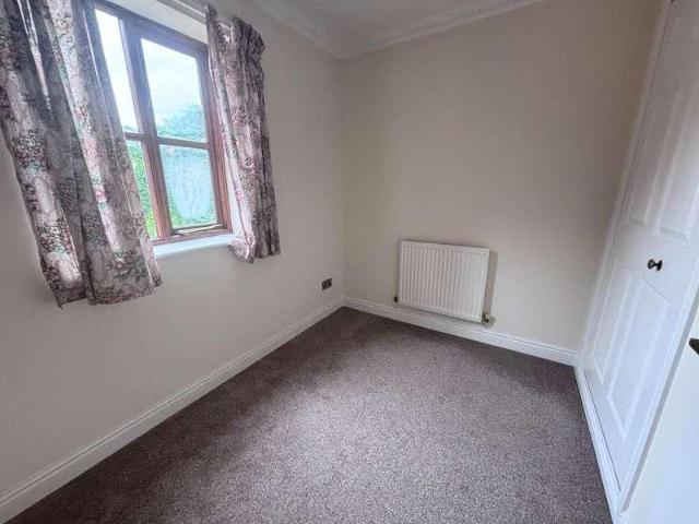 Flat for sale in Alderminster, Warwickshire