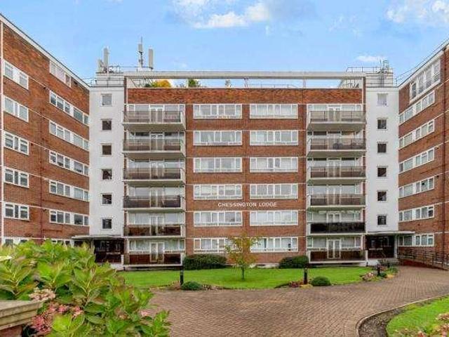 Flat for sale in Temple Fortune, Greater London