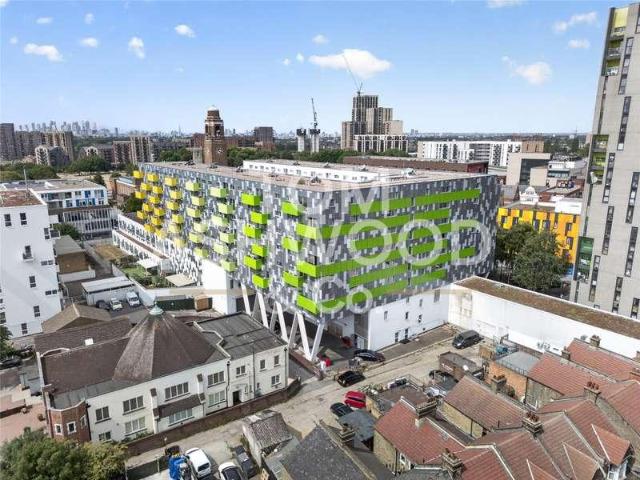 Flat for sale in Greater London