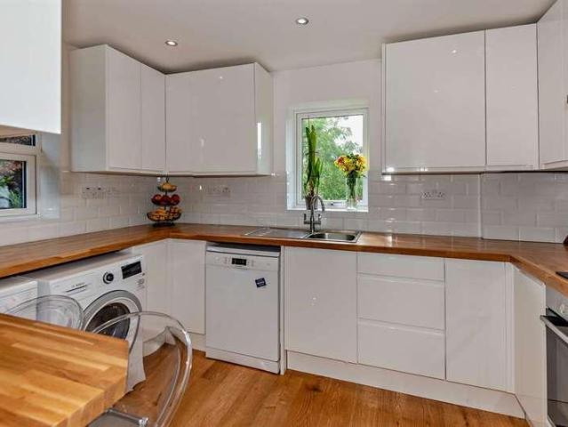 Flat for sale in Blackhills, Surrey