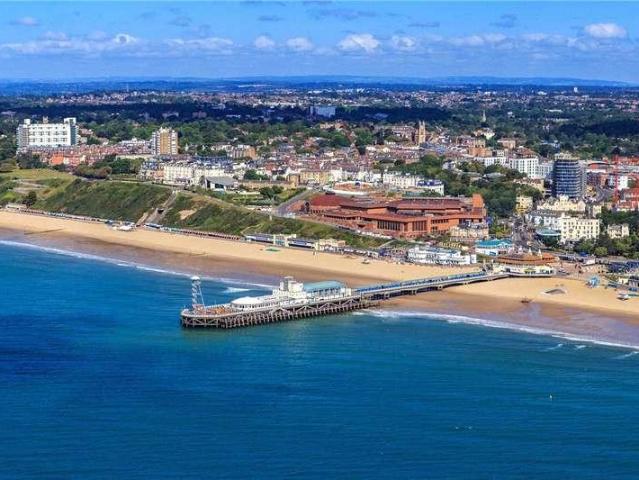 Flat for sale in Bournemouth