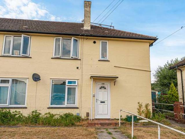 Flat for sale in Blaen-Y-Pant, Wales