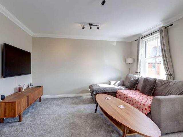 Flat for sale in Blandford Forum, Blandford