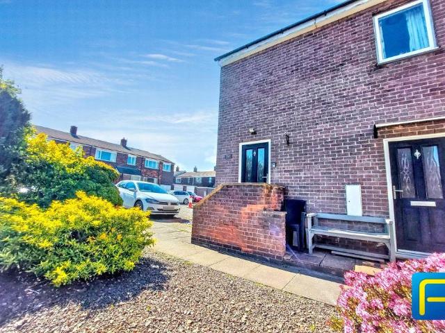 Flat for sale in Seahouses, Northumberland