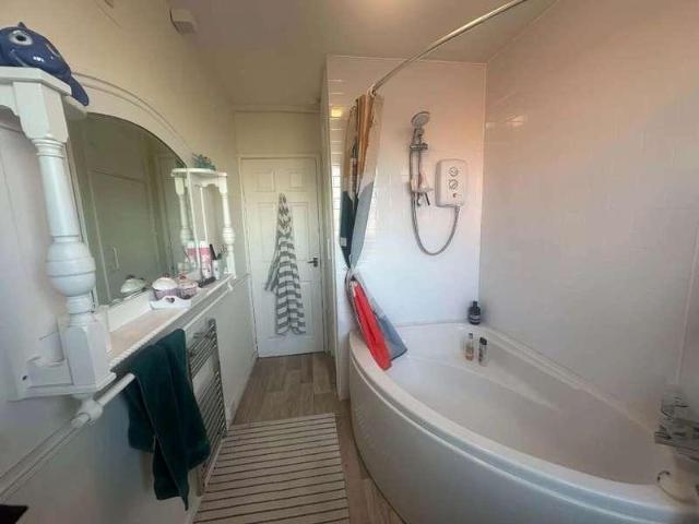 Flat for sale in Conisbrough, South Yorkshire