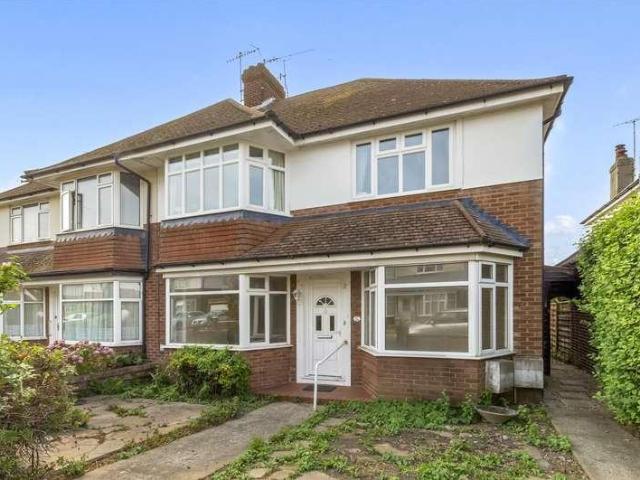 Flat for sale in West Worthing, Worthing