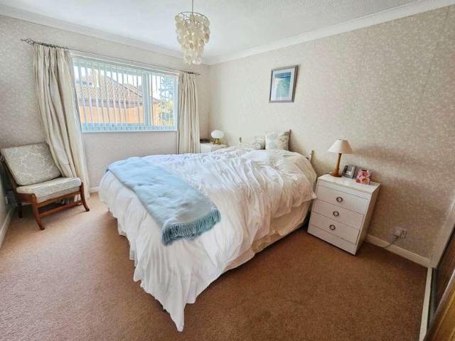 Flat for sale in Totland, Isle Of Wight