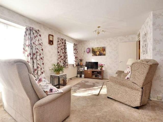 Flat for sale in Poole