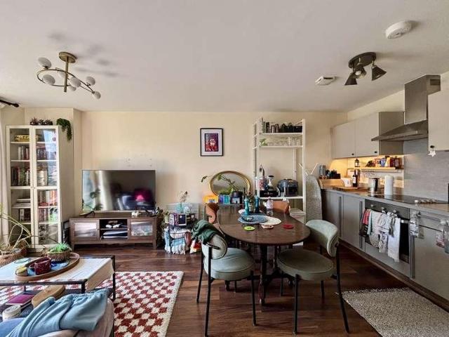 Flat for sale in Ordsall, Salford