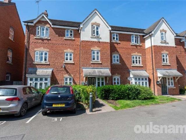 Flat for sale in Lakeside, Redditch